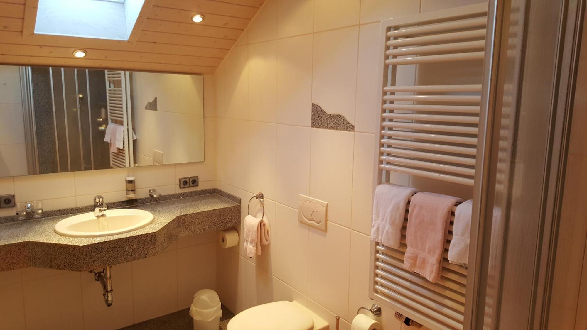 Hotel Koch バート・リーベンツェル 部屋 写真